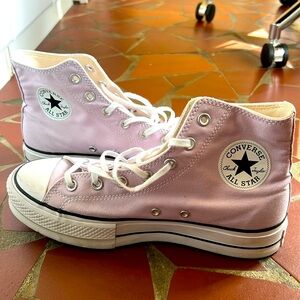 Converse Platform All Star Lavender Chuck Taylors Women’s 9.5